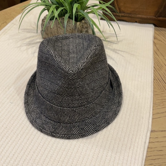 Robington & Mott New York Hat - Picture 5 of 15